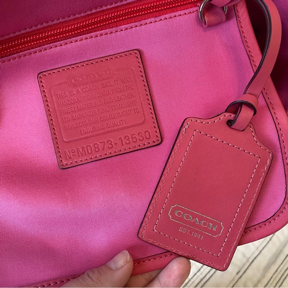 Coach Limited Edition Bonnie Cashin Tote Bag Vintage Circa 2008 Pink & Navy Blue - Picture 2 of 7